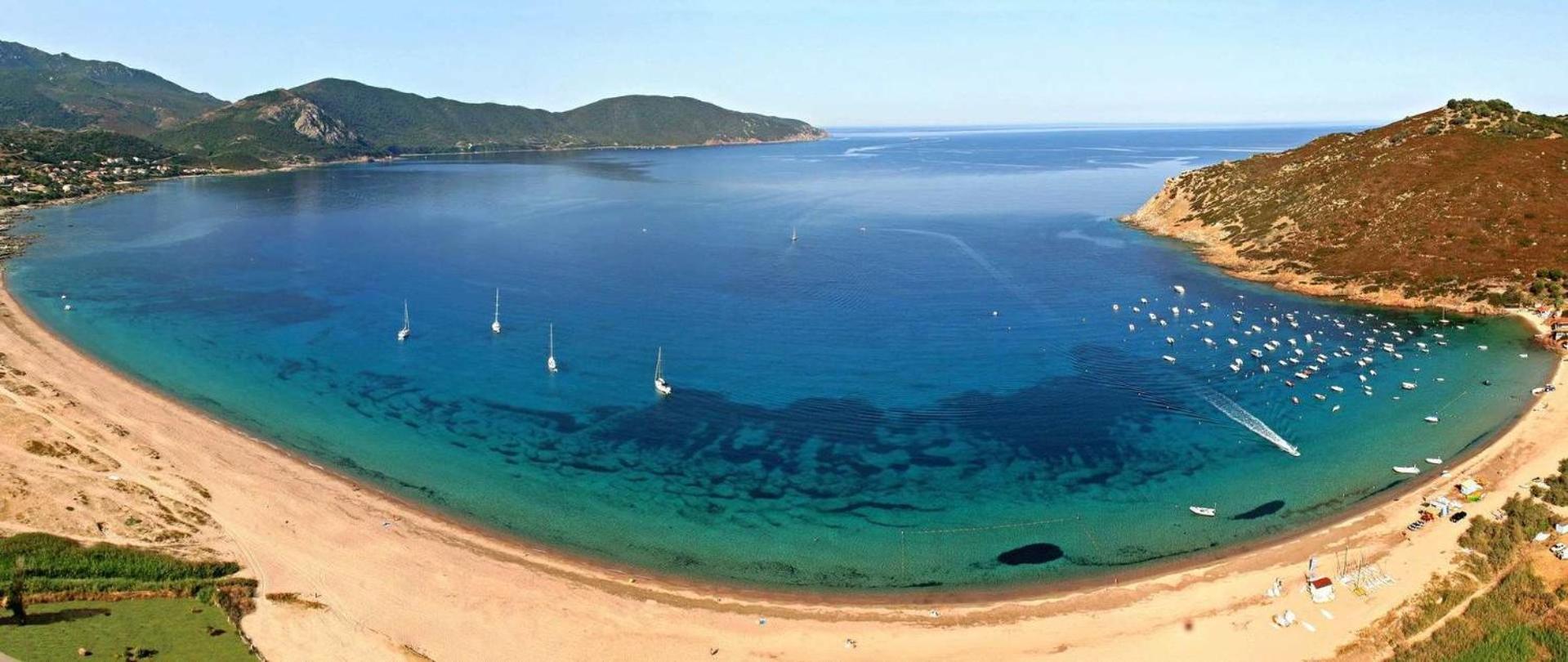 Tres Bel Appartement Les Pieds Dans L'Eau 아피에토 외부 사진