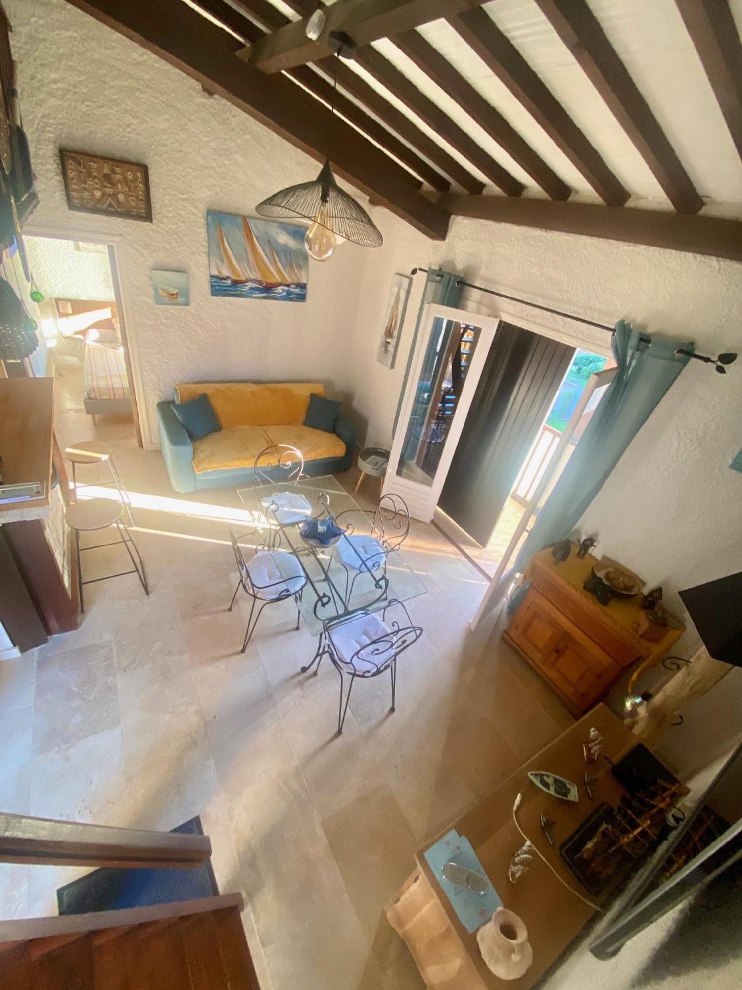 Tres Bel Appartement Les Pieds Dans L'Eau 아피에토 외부 사진