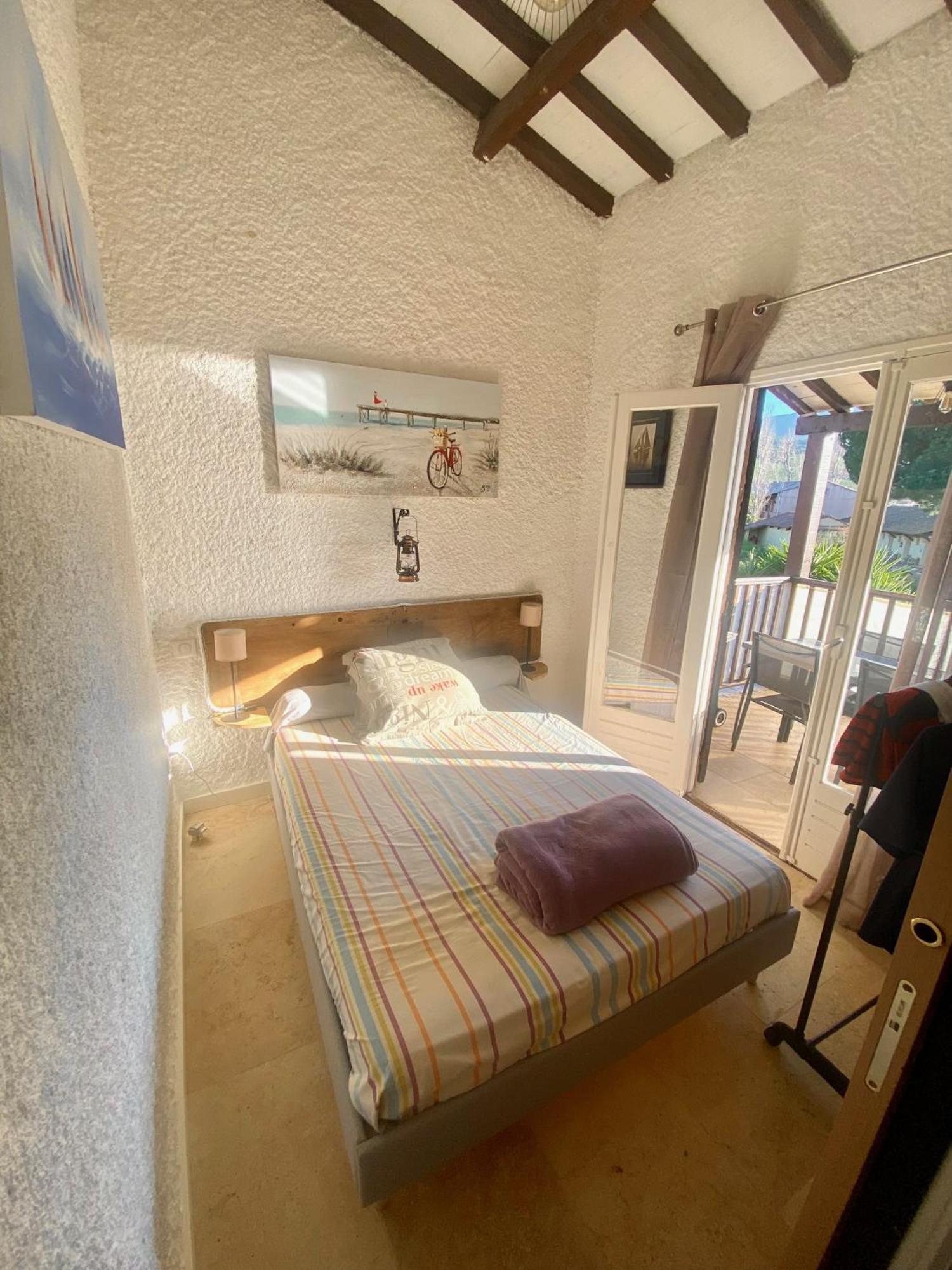 Tres Bel Appartement Les Pieds Dans L'Eau 아피에토 외부 사진